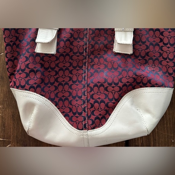 Purse closet clean out! 2 for $50 - Picture 6 of 9